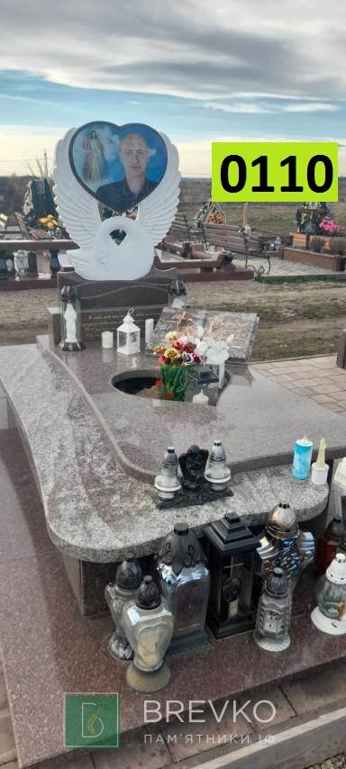 Одинарний гранітний пам’ятник (арт. 0110)