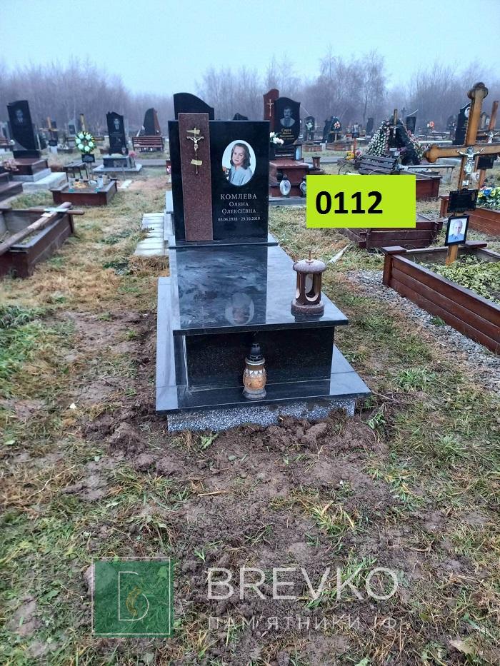 Одинарний гранітний пам’ятник (арт. 0112)