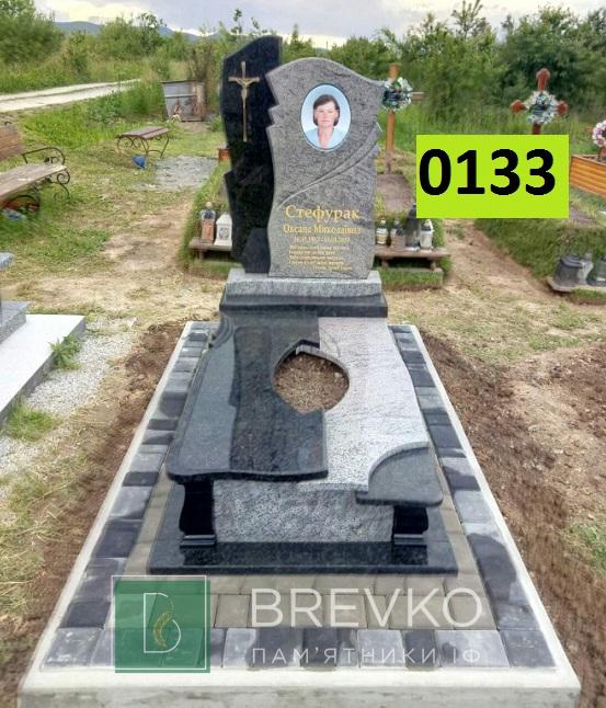 Одинарний гранітний пам’ятник (арт. 0133)