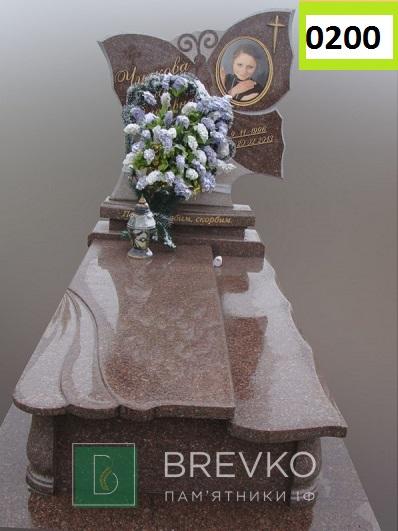Одинарний гранітний пам’ятник (арт. 0200)