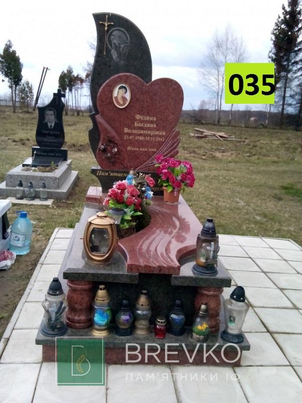 Одинарний гранітний пам’ятник (елітний) (арт. 035)