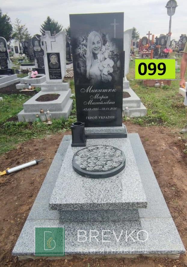 Одинарний гранітний пам’ятник (арт. 099)