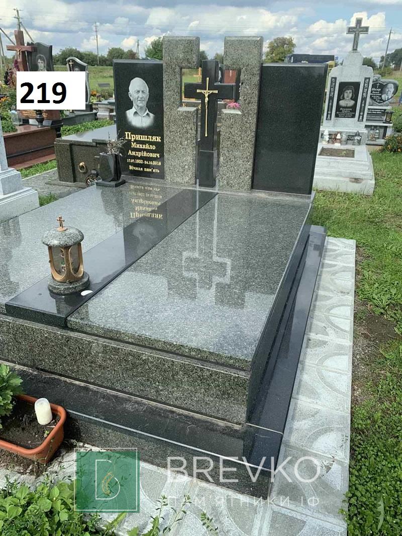 Подвійний гранітний пам’ятник (арт. 219)
