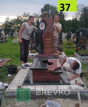 Одинарний гранітний пам’ятник (арт. 37)