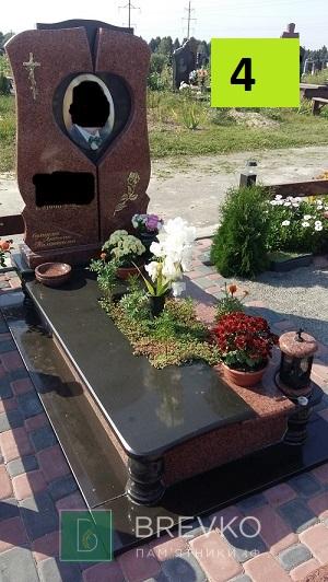 Одинарний гранітний пам’ятник (арт. 4)