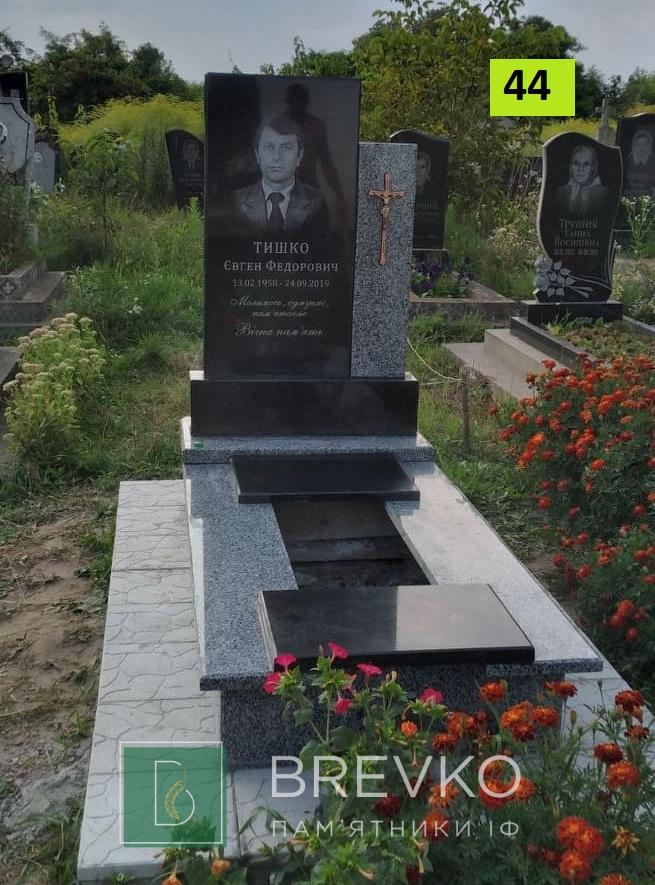 Одинарний гранітний пам’ятник (арт. 44)