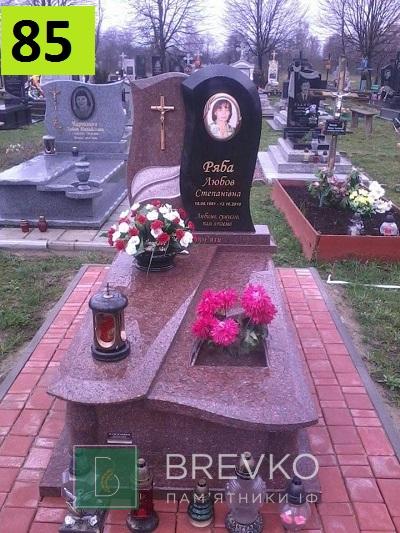 Одинарний гранітний пам’ятник (арт. 85)