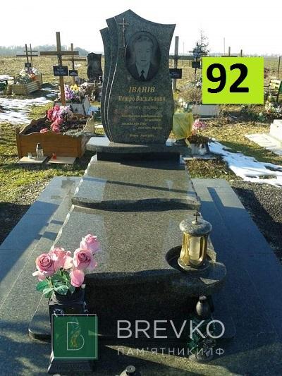 Одинарний гранітний пам’ятник (арт. 92)